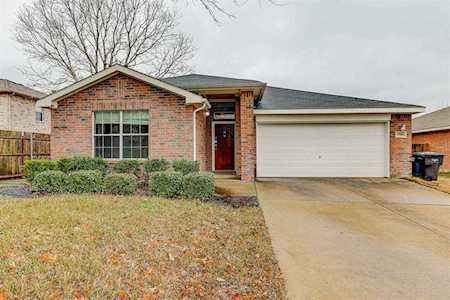 13901 Walnut Canyon Court Fort Worth, TX 76262
