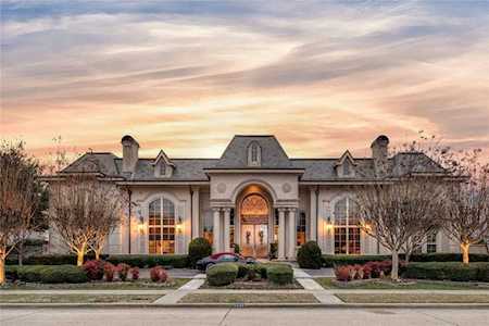 5045 ROYAL CREEK Lane Plano, TX 75093