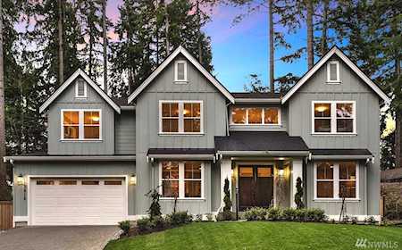 3918 151st Ave SE Bellevue, WA 98006
