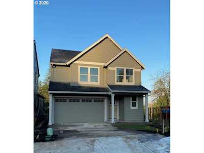 15840 SE Tallina Dr Damascus, OR 97089