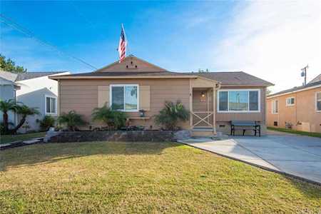 2518 Silva Street Lakewood, CA 90712