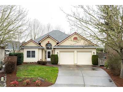 2367 Miller Farm Rd Woodburn, OR 97071