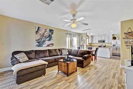 527 Shewsbury Ave Las Vegas, NV 89178