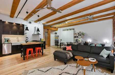 21 Wormwood St #310 Boston, MA 02210
