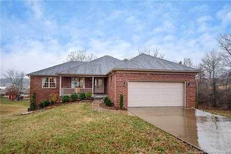 1207 Woodland Trace Memphis, IN 47143