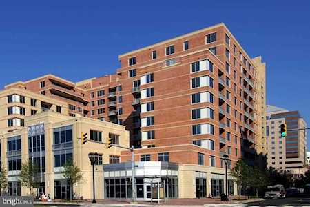 1020 Highland St #905 Arlington, VA 22201