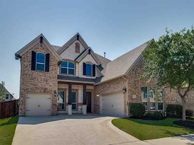 7048 Fullerton Circle Frisco, TX 75035