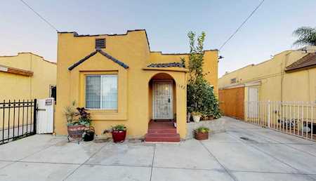 1642 S Rimpau Boulevard Los Angeles, CA 90019
