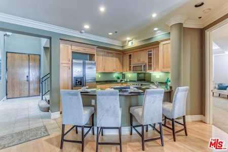 1658 Camden Avenue #307 Los Angeles, CA 90025