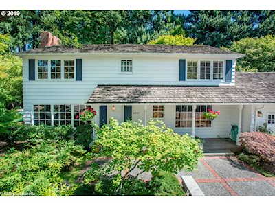 4380 SW 75th Ave Portland, OR 97225