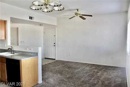 3400 Cabana Dr #2112 Las Vegas, NV 89122