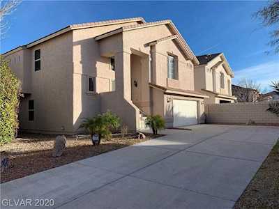 8112 Jasmine Hollow Ct Las Vegas, NV 89143