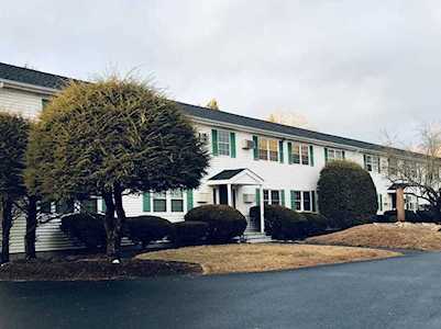 6 Wysocki Dr #27 Dudley, MA 01571