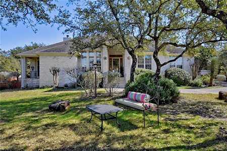 304 N Canyonwood Dr Dripping Springs, TX 78620