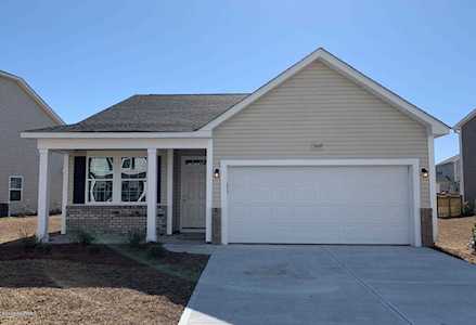 5049 W Chandler Heights Drive Leland, NC 28451