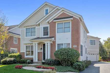2183 Cottonwood Dr Glenview, IL 60026