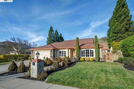 1038 Hill Meadow Place Danville, CA 94526
