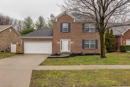 608 Auburn Oaks Dr Louisville, KY 40214