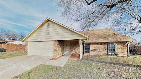 7005 Newcastle Place North Richland Hills, TX 76182