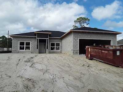581 SE Andrew Street Palm Bay, FL 32909
