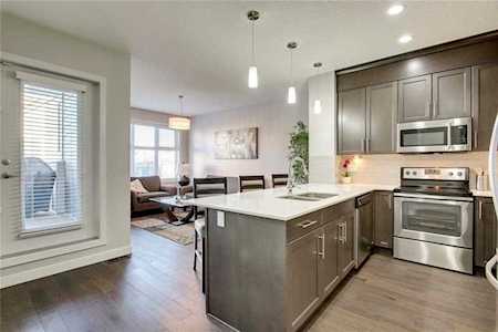 132 Silverado Plains Park SW Calgary, AB T2X 1Y8
