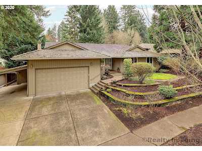 10105 SW Paulina Dr Tualatin, OR 97062