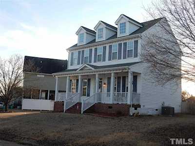 105 Haywood Lane Clayton, NC 27520