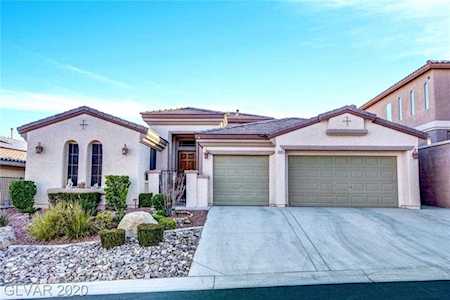 8345 Cupertino Heights Way Las Vegas, NV 89187