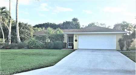 376 Prather Dr Fort Myers, FL 33919