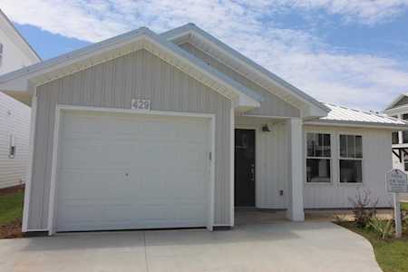 429 Raven Ln Panama City, FL 32404