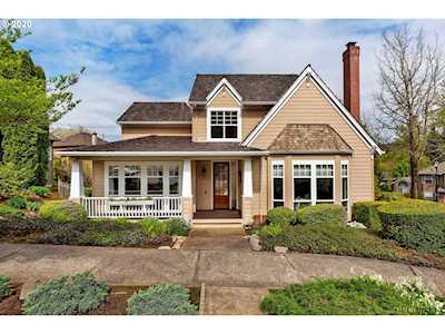 10209 NW Engleman St Portland, OR 97229
