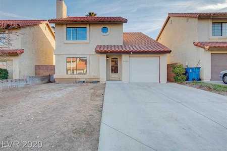 6725 Waterville Circle Las Vegas, NV 89107