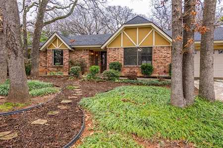 2816 Brookshire Drive Grapevine, TX 76051