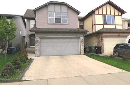 384 New Brighton Drive SE Calgary, AB T2Z 0J6