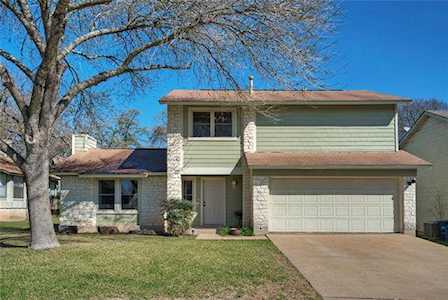 2900 Goldbridge Dr Austin, TX 78745
