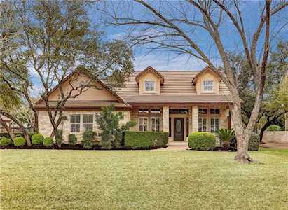 11 Lost Meadow Trl The Hills, TX 78738