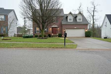 5728 Waveland Cir Prospect, KY 40059