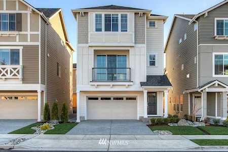 1224 141st Place SW #9 Lynnwood, WA 98087