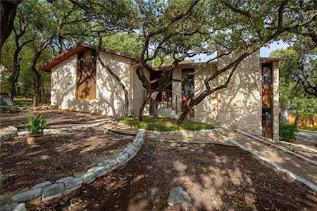 2405 Rollingwood Dr West Lake Hills, TX 78746