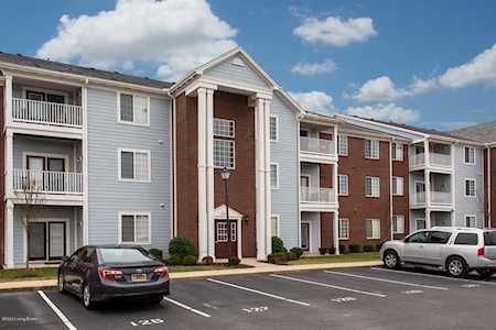 12204 Redspire Dr #302 Louisville, KY 40299