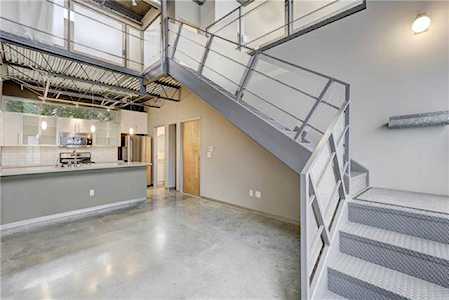 4801 Congress Ave #E4 Austin, TX 78745