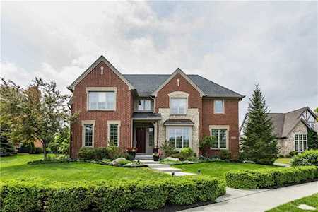 7669 Carriage House Way Zionsville, IN 46077