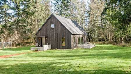 18704 103rd Ave SW Vashon, WA 98070