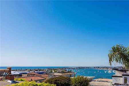 2522 Seaview Avenue Corona Del Mar, CA 92625