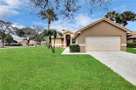 3803 S Lancewood Pl Delray Beach, FL 33445