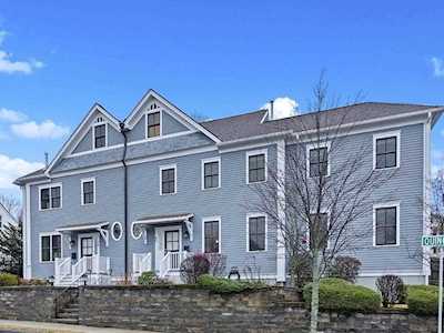 60 Quincy St #60 Watertown, MA 02472