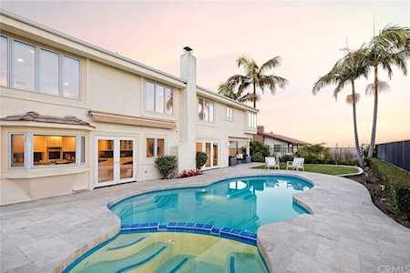 16 Mission Bay Drive Corona Del Mar, CA 92625