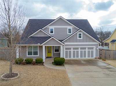 907 Chancery Ln Cave Springs, AR 72718