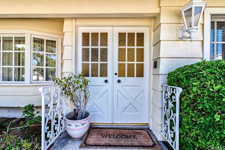 2280 Santa Ana Avenue Costa Mesa, CA 92627