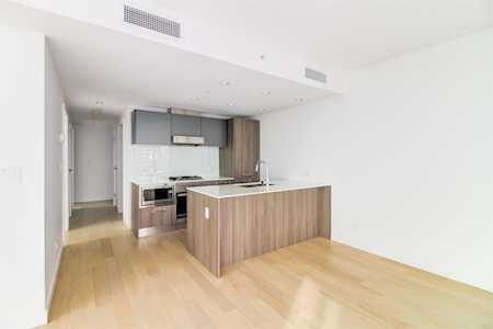 2220 Kingsway #512 Vancouver, BC V5N 2T7